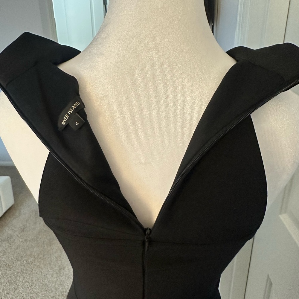 River Island Black Tuxedo Wrap Dress - Picture 4 of 7
